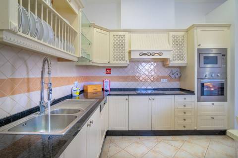 Moradia térrea com 4 quartos, Piscina em São Brás de Alportel