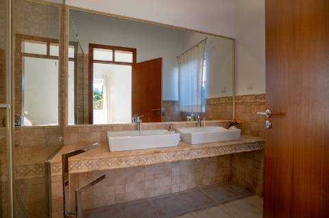 Moradia térrea com 4 quartos, Piscina em São Brás de Alportel