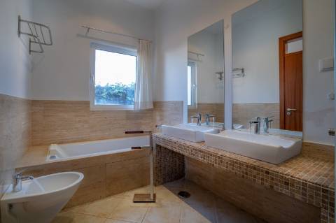 Moradia térrea com 4 quartos, Piscina em São Brás de Alportel