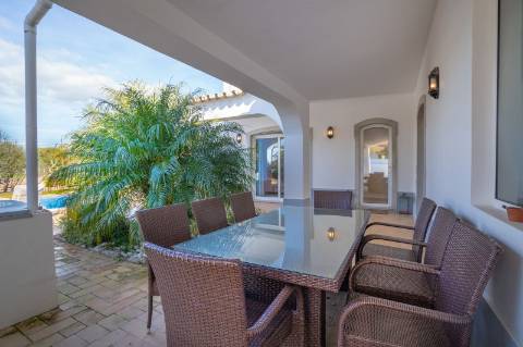 Moradia térrea com 4 quartos, Piscina em São Brás de Alportel