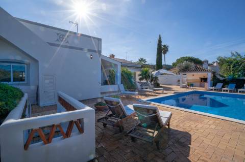 Moradia térrea com 4 quartos, Piscina em São Brás de Alportel