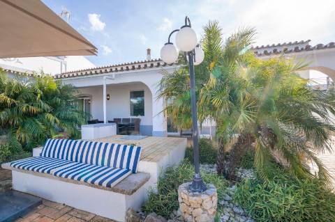 Moradia térrea com 4 quartos, Piscina em São Brás de Alportel