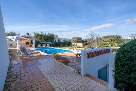 Moradia térrea com 4 quartos, Piscina em São Brás de Alportel