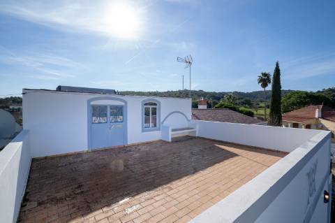Moradia térrea com 4 quartos, Piscina em São Brás de Alportel