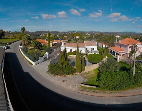 Moradia térrea com 4 quartos, Piscina em São Brás de Alportel