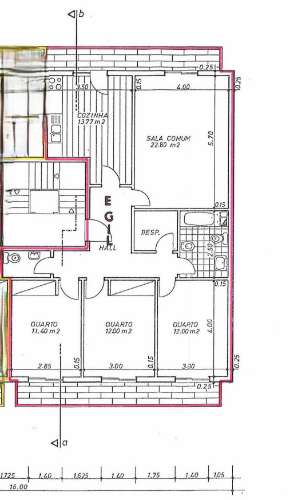 Apartamento T3 com 122,37m² no Centro de Olhão - Oportunidade Imperdível para Renovar a Seu Gosto!