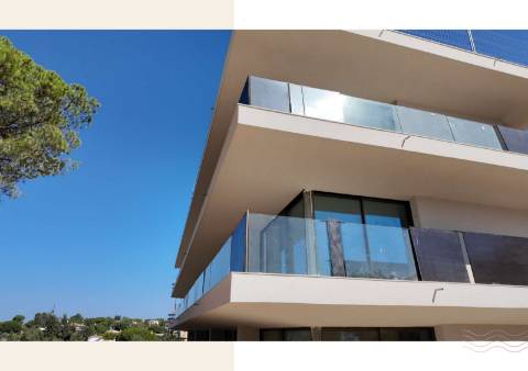 Apartamento T2 com Varanda eJardim Nomad Bay