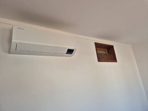 Apartamento de dois andares para arrendamento ANUAL em Vila Real de Santo António