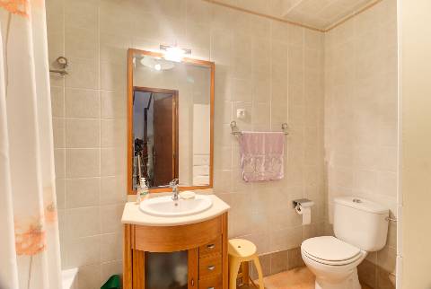 Moradia T3+2 com Jardim, Garagem e Vista Castelo no Centro de Castro Marim - 2 Artigos Vendidos em Conjunto