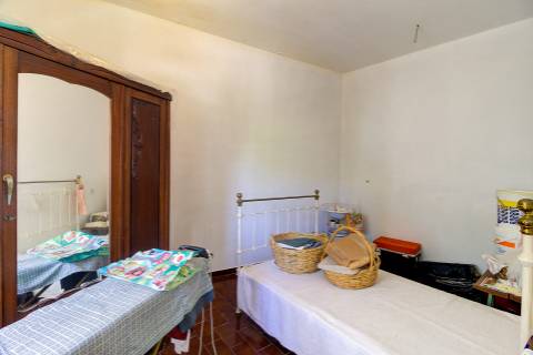 Moradia T3+2 com Jardim, Garagem e Vista Castelo no Centro de Castro Marim - 2 Artigos Vendidos em Conjunto