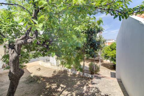 Moradia T3+2 com Jardim, Garagem e Vista Castelo no Centro de Castro Marim - 2 Artigos Vendidos em Conjunto