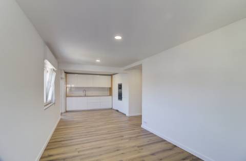 Apartamento T3 remodelado no centro de Tavira com vistas Panorâmicas!