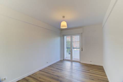 Apartamento T3 remodelado no centro de Tavira com vistas Panorâmicas!