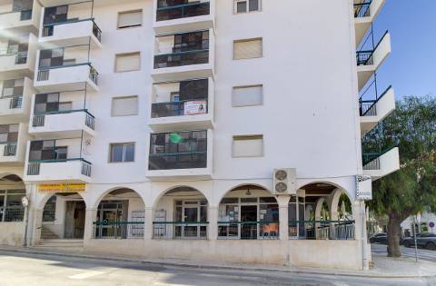Apartamento T3 remodelado no centro de Tavira com vistas Panorâmicas!