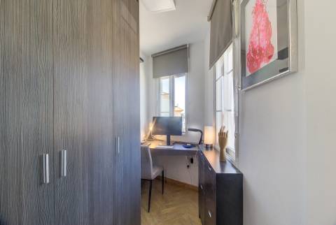 Moradia T3 - Renovada com Terraços e Vista Rio em Ayamonte