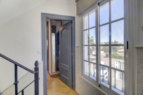 Moradia T3 - Renovada com Terraços e Vista Rio em Ayamonte