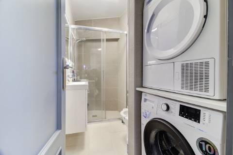 Moradia T3 - Renovada com Terraços e Vista Rio em Ayamonte