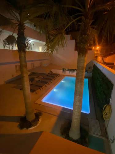 Apartamento em Condomínio com Piscina e estacionamento na Baixa de Olhão.