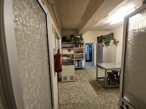 Vende-se; Simpátido Restaurante Pastelaria Fabrico próprio, Dom Rodrigo em Alvalade