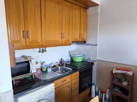 ANDAR DE MORADIA COM UM QUARTO - DUAS VARANDAS - VISTA MAR - RIBEIRA DO ALAMO EM ALTURA - CASTRO MARIM - ALGARVE