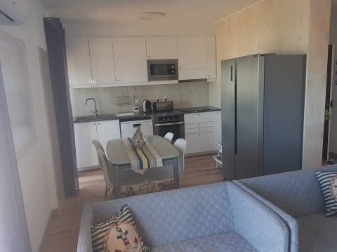 T2 com Terraço de 23m2 em Monte Gordo na Primeira Linha, Vista Mar