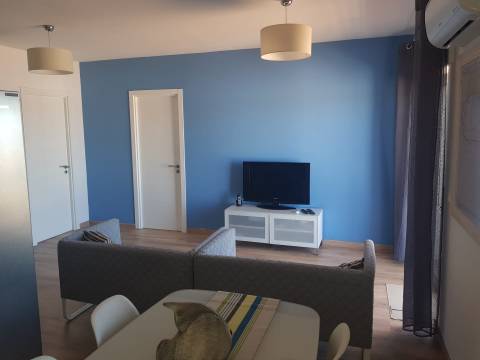 T2 com Terraço de 23m2 em Monte Gordo na Primeira Linha, Vista Mar