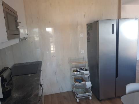 T2 com Terraço de 23m2 em Monte Gordo na Primeira Linha, Vista Mar