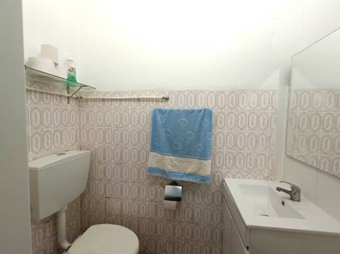 Apartamento T3 com Localização Privilegiada na Baixa da Cidade.