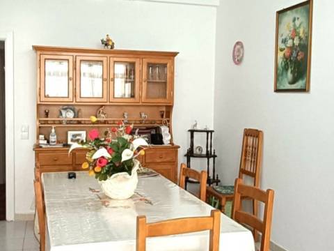 Apartamento T3 com Localização Privilegiada na Baixa da Cidade.