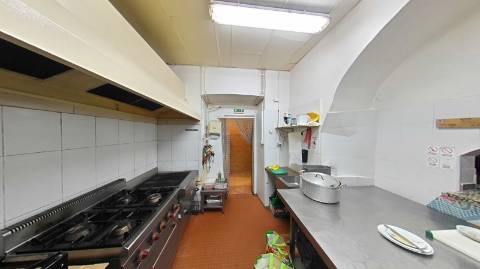 ️ RESTAURANTE COM RENTABILIDADE IMEDIATA NO CORAÇÃO DE VILA REAL DE SANTO ANTÓNIO ️
Oportunidade Única na Zona Mais Prestigiada da Cidade!