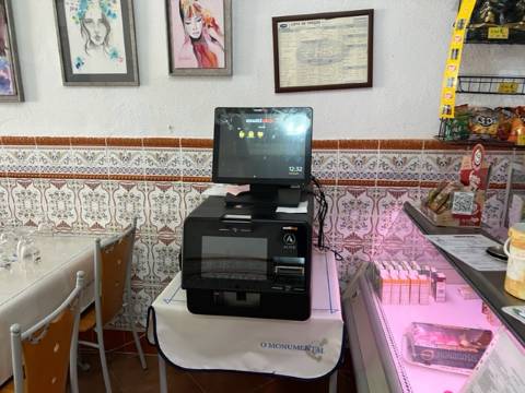 ️ RESTAURANTE COM RENTABILIDADE IMEDIATA NO CORAÇÃO DE VILA REAL DE SANTO ANTÓNIO ️
Oportunidade Única na Zona Mais Prestigiada da Cidade!