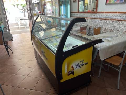 ️ RESTAURANTE COM RENTABILIDADE IMEDIATA NO CORAÇÃO DE VILA REAL DE SANTO ANTÓNIO ️
Oportunidade Única na Zona Mais Prestigiada da Cidade!