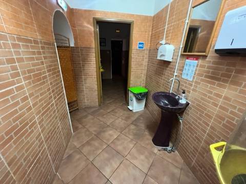 ️ RESTAURANTE COM RENTABILIDADE IMEDIATA NO CORAÇÃO DE VILA REAL DE SANTO ANTÓNIO ️
Oportunidade Única na Zona Mais Prestigiada da Cidade!