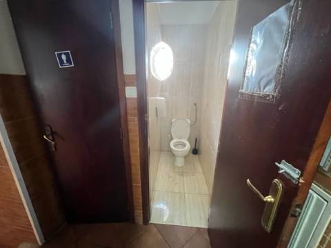 ️ RESTAURANTE COM RENTABILIDADE IMEDIATA NO CORAÇÃO DE VILA REAL DE SANTO ANTÓNIO ️
Oportunidade Única na Zona Mais Prestigiada da Cidade!