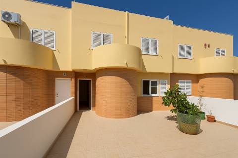Andar de Moradia Dúplex T1+2 em Manta Rota