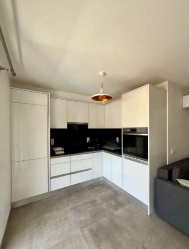Apartamento T2 Mobilado com Elevador e Varandas