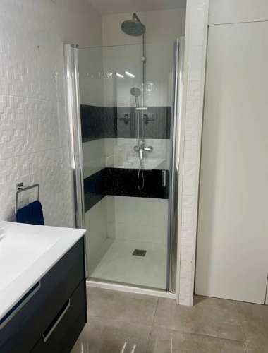 Apartamento T2 Mobilado com Elevador e Varandas