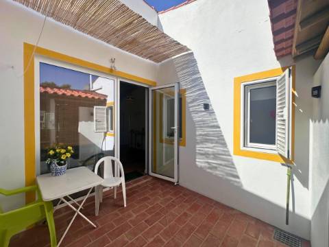Moradia T2+1 Centro de Castro Marim - disponível de outubro a junho!