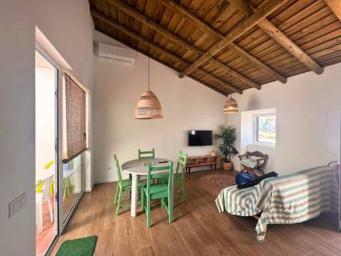 Moradia T2+1 Centro de Castro Marim - disponível de outubro a junho!