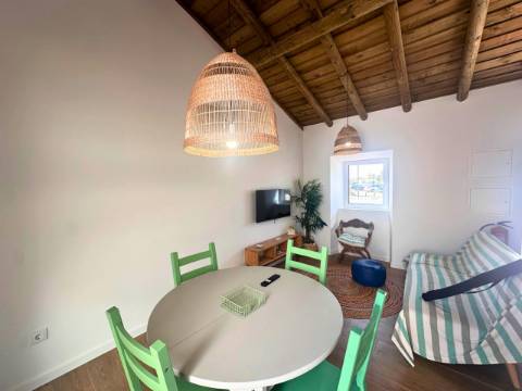 Moradia T2+1 Centro de Castro Marim - disponível de outubro a junho!