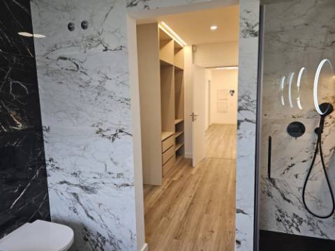 Fantástica; Moradia V4 Independente com Piscina na Herdade da Aroeira, excelente oportunidade