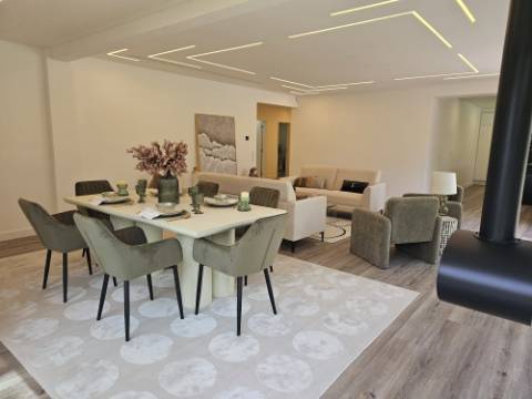 Fantástica; Moradia V4 Independente com Piscina na Herdade da Aroeira, excelente oportunidade