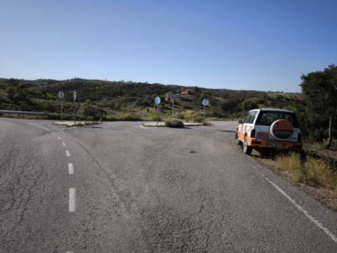 TERRENO COM 62.180 M2 - POSSIBILIDADE DE TURISMO RURAL - CONSTRUÇÃO PARA HABITAÇÃO - PRÓXIMO DA CORTE DO GAGO - CASTRO MARIM - ALGARVE