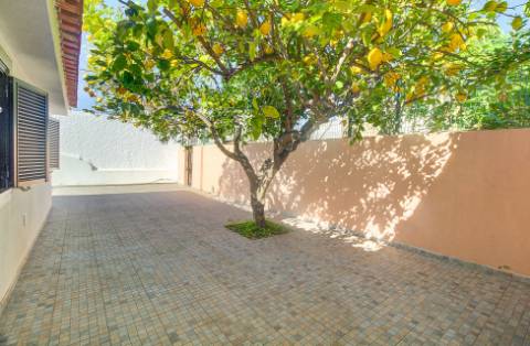 Moradia Térrea T4 Isolada - Monte Gordo - Monte Fino