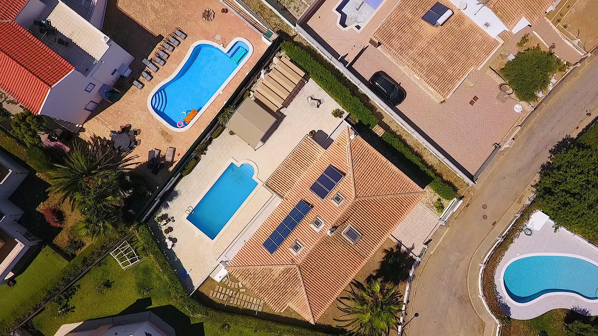 Moradia T7 com Piscina, Jardim e Painéis Solares - Quinta do Sobral