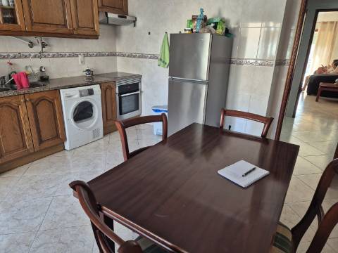 Apartamento T2 com áreas grandes em Vila Real de Santo António