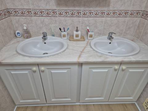 Apartamento T2 com áreas grandes em Vila Real de Santo António