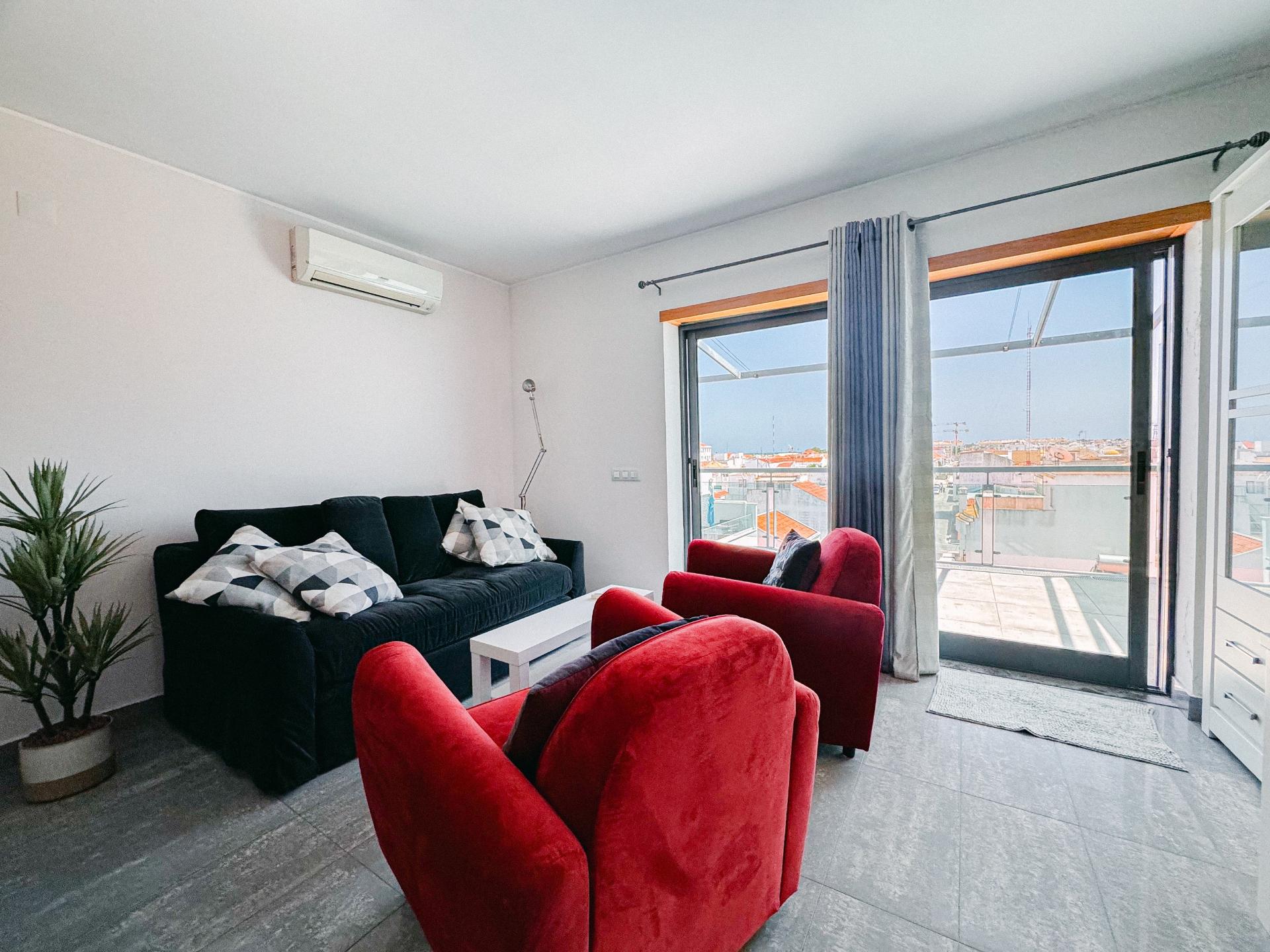 Apartamento T1 Arrendamento Anual - Terraço Vista Mar e Rio