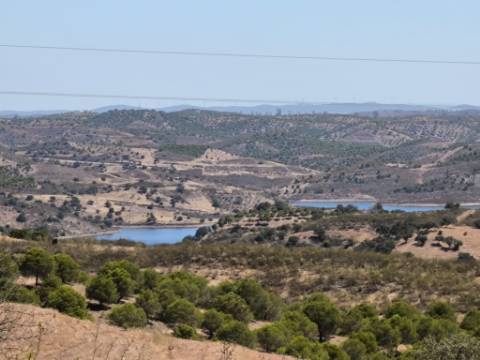 TERRENO URBANO - COM POSSIBILIDADE DE CONSTRUÇÃO MORADIA E TURISMO - VISTA LAGO E VISTA MAR - BRENHOSA - ODELEITE - CASTRO MARIM - ALGARVE
