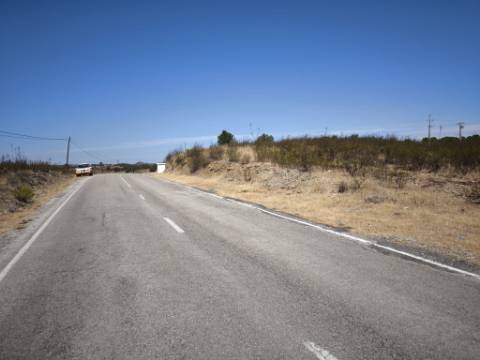 TERRENO URBANO - COM POSSIBILIDADE DE CONSTRUÇÃO MORADIA E TURISMO - VISTA LAGO E VISTA MAR - BRENHOSA - ODELEITE - CASTRO MARIM - ALGARVE